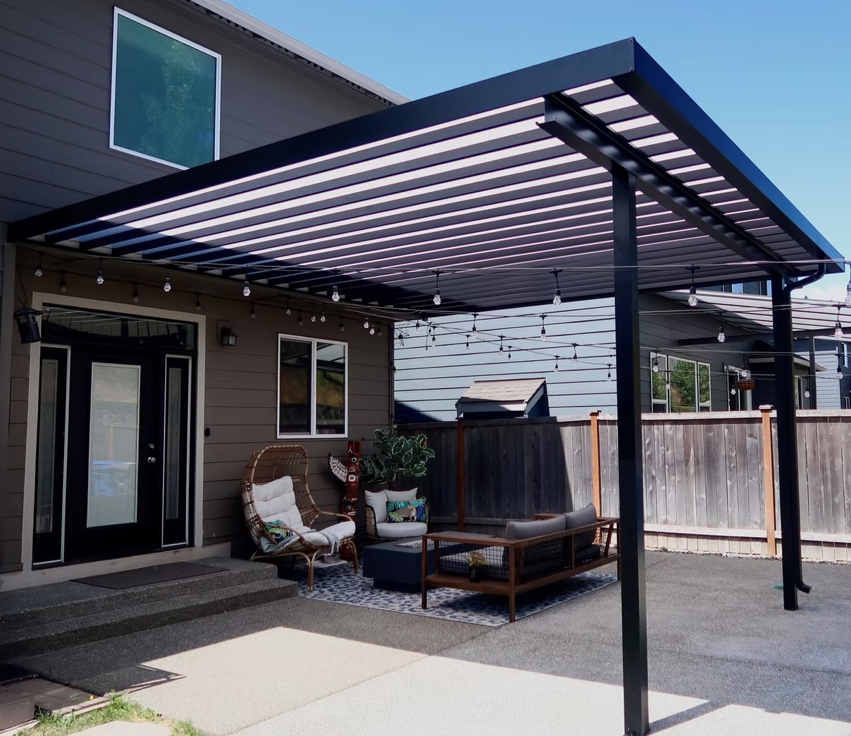 Aluminum patio cover in Tacoma