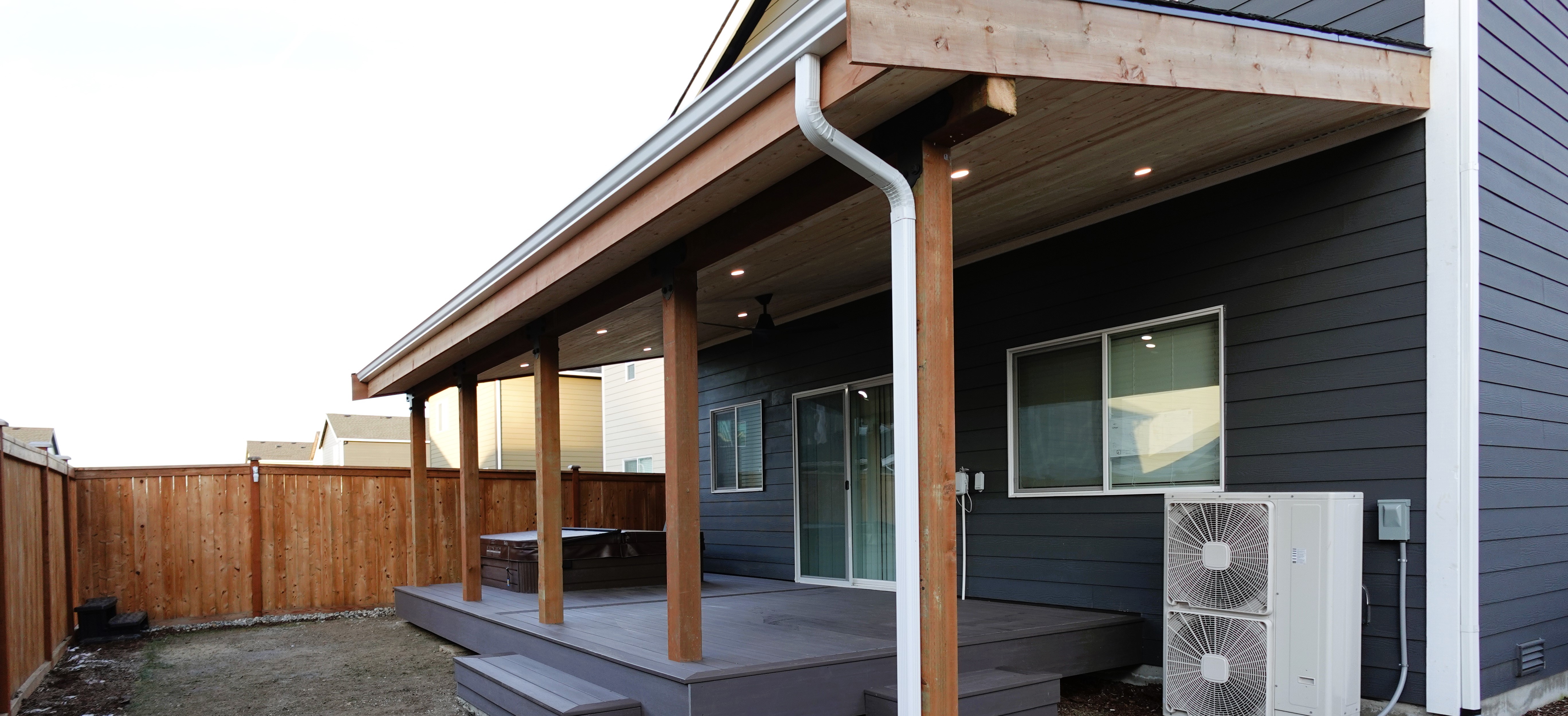 North End covered deck with Deckorators composite decking