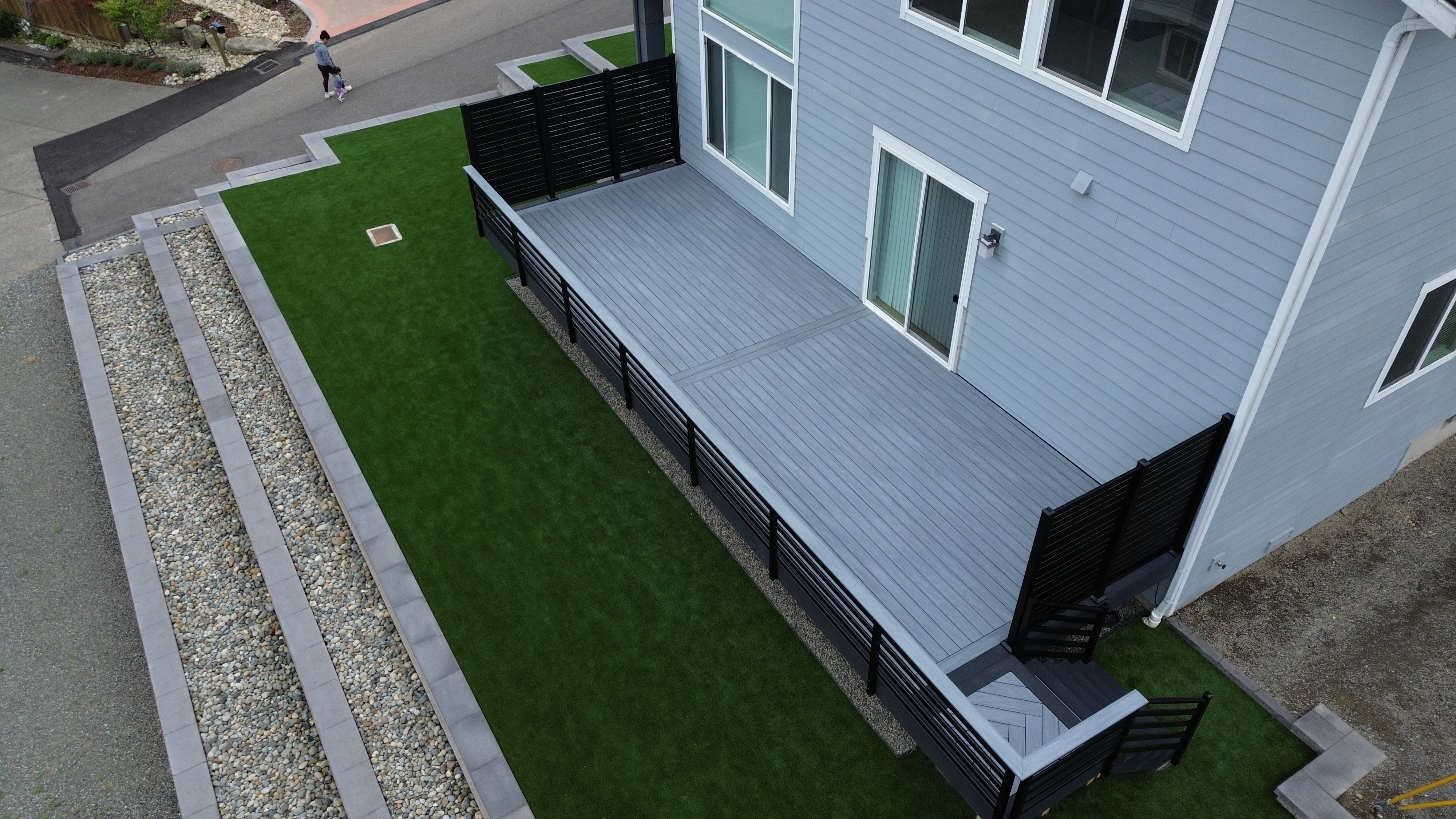 Custom composite deck built by deck builders in Tacoma